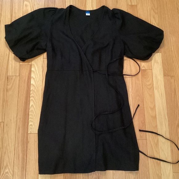 NWOT. Linen Blend, with cotton, black, puff sleeve wrap dress, size S, Old Navy - Picture 4 of 10